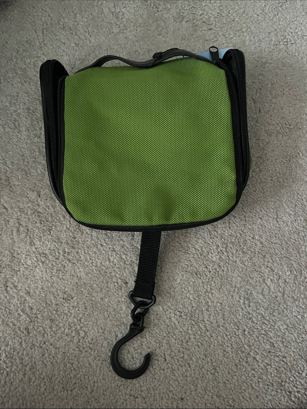 Men's Green Toiletry Bag with hook